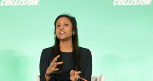 Here’s the Top Resume Tip from CEOs: Show You’re ‘Really Driven and Curious’