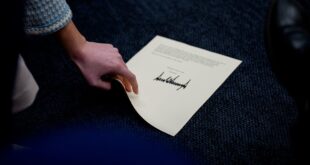 Trump’s Tariff Bet Under Fire from Global Markets