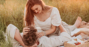 9 Empowering Behaviors Women Exhibit That Make Men Feel Valued Without Appearing Needy