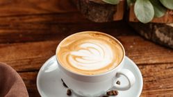 3 Bahan Sederhana untuk Kopi Lebih Sehat, Kata Ahli
