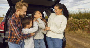 12 Helpful Tools And Gadgets Drivers Tend To Forget On Roadtrips